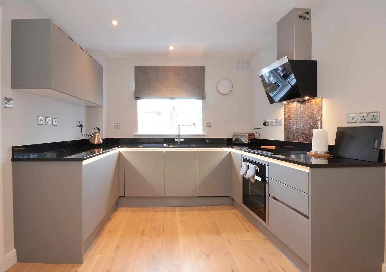 Fossgate Luxury Duplex City Centre Apartment With Free Parking York